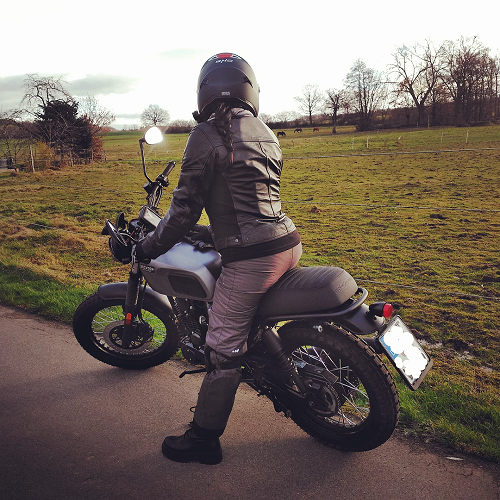Rider of the month Veronika on her Felsberg 125 in Timberwolf Grey