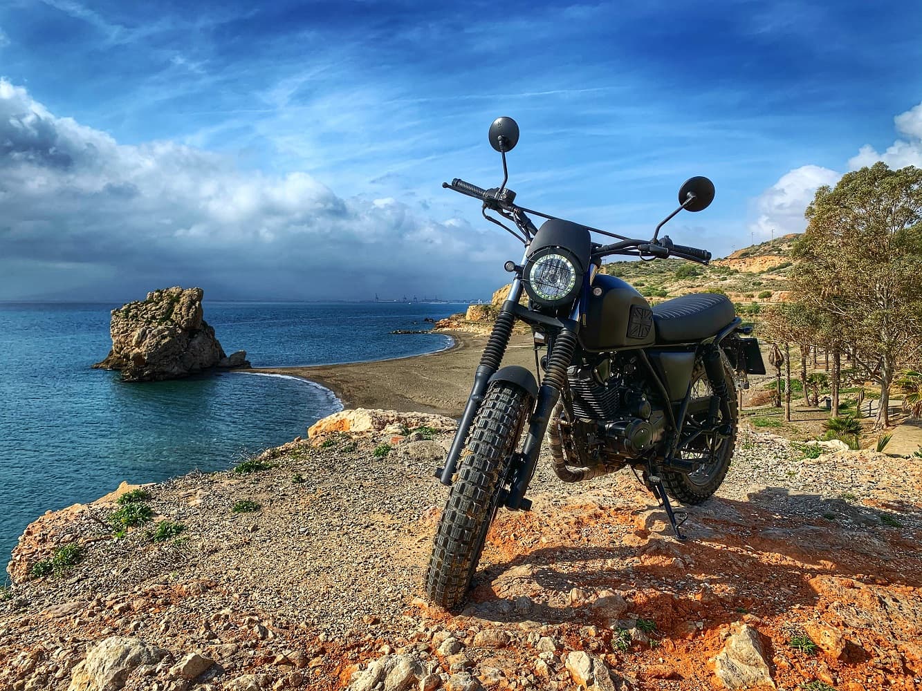 Rider of the Month: Pedro's Brixton in front of the sea