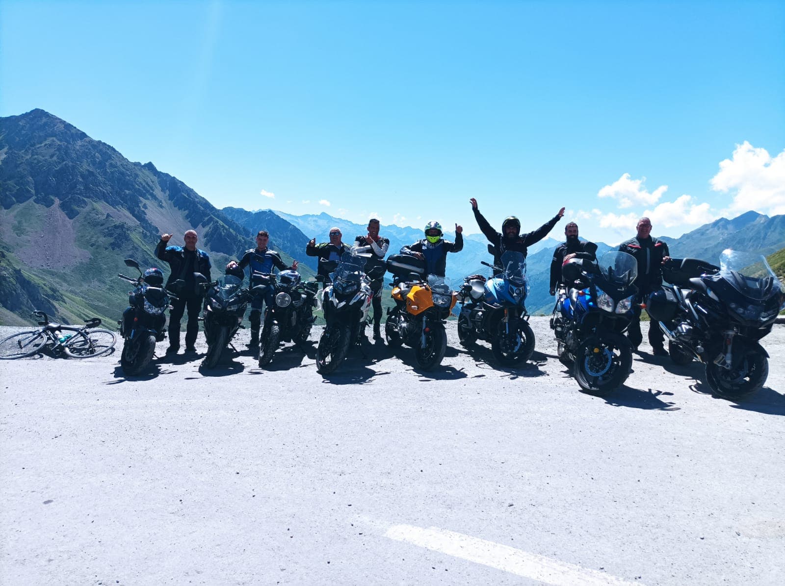 Ruta motera con destino a Lourdes, Francia